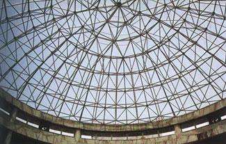 菏泽铝镁锰板屋面网架在设计时要注意哪些细节